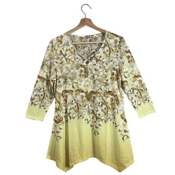 One World Blouse Small Yellow Criss Cross Strappy VNeck Studded Ombre Floral Top - Picture 2 of 10